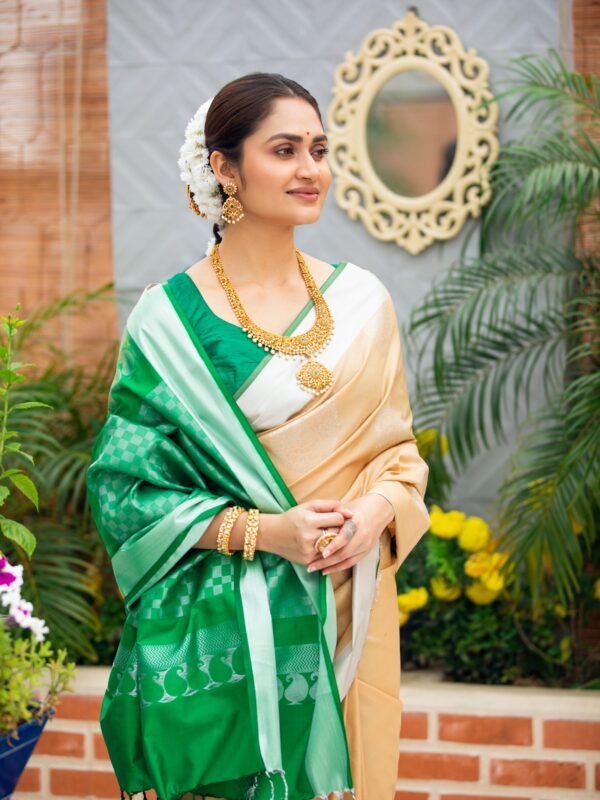Cream & Green Contrast Pure Silk Kanjeevaram