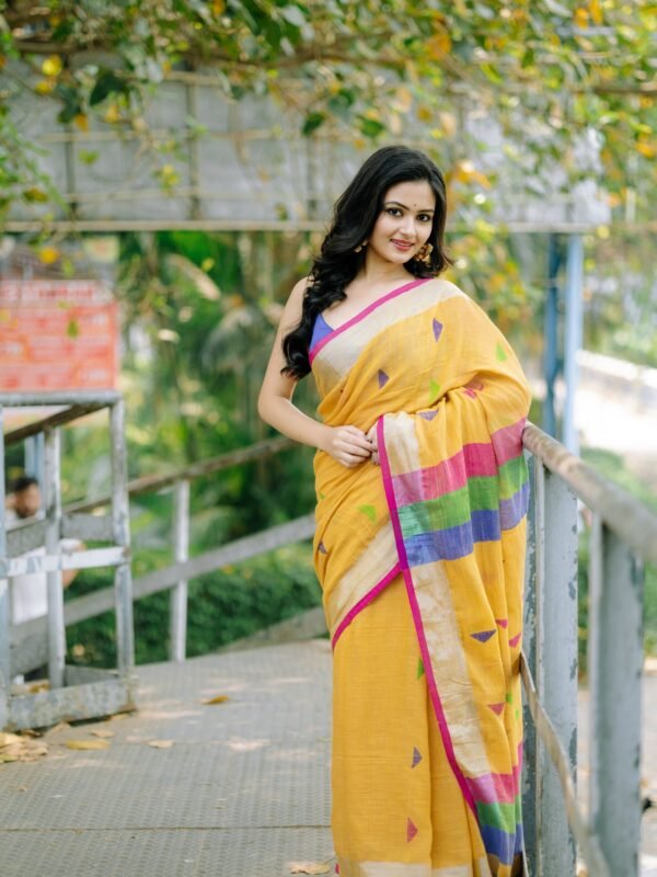 pure linen handloom with multicoloured pallu