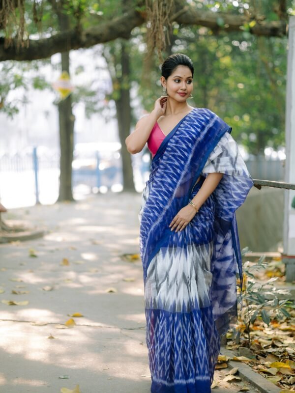 pure cotton ikkat in blue white patli pallu style